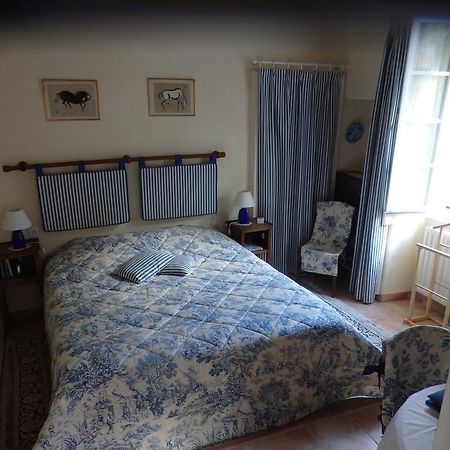 Le Moulin D'Hys Bed and Breakfast La Cropte Eksteriør billede