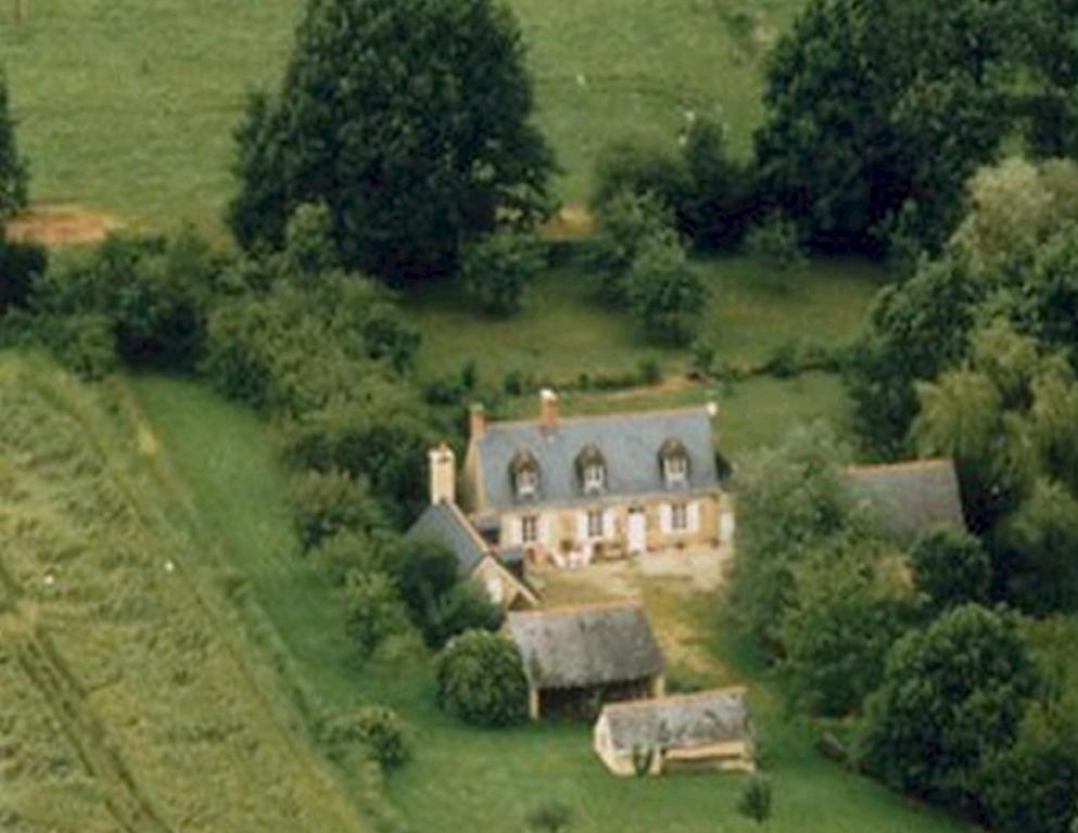 Le Moulin D'Hys Bed and Breakfast La Cropte Eksteriør billede