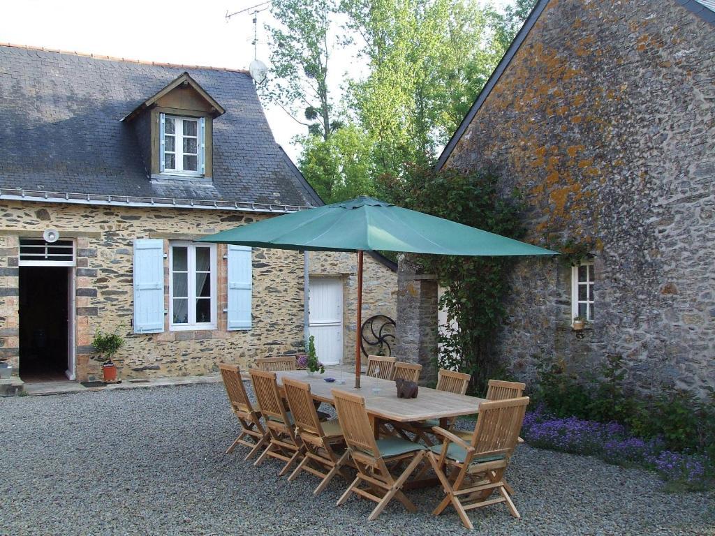 Le Moulin D'Hys Bed and Breakfast La Cropte Eksteriør billede